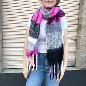 NWT Juicy Couture Oversized plaid scarf, pink, black, white, fringe, soft, OS